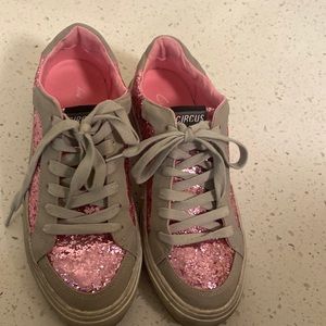 Size 37 work once Sam Edelman circus sneakers